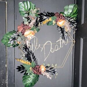 Floral Wreath with Gold Wire Accent